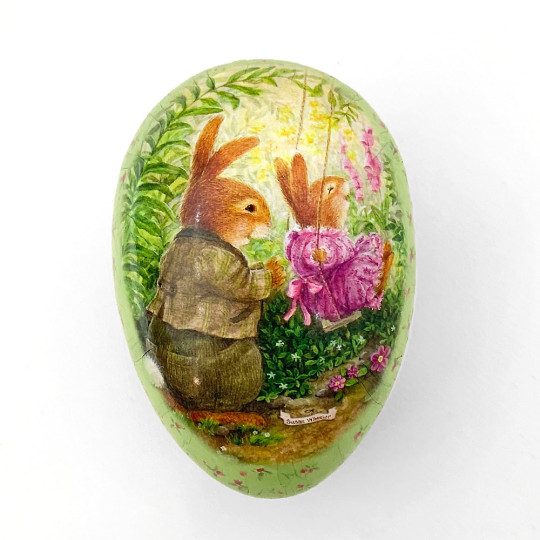 4-1/2" Green Holly Pond Hill Bunny Garden Swing Easter Egg Container ~ Germany
